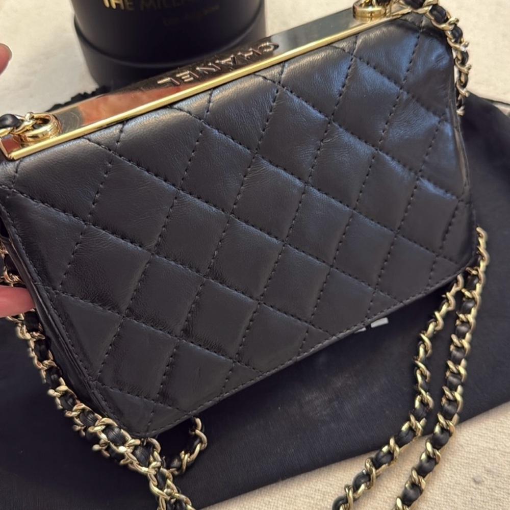 CHANEL Trendy Wallet On Chain WOC Quilted Crossbody Bag CC Logo Lambskin… - Picture 2 of 12